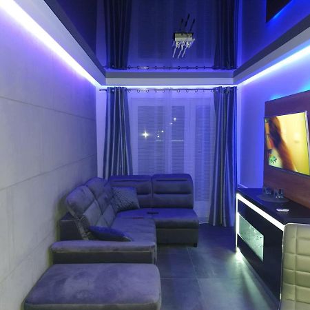 Apartament Skarbowa 1& Parking Лешно Экстерьер фото
