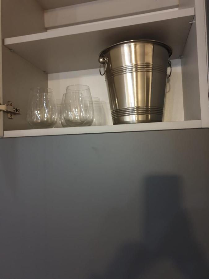 Apartament Skarbowa 1& Parking Лешно Экстерьер фото
