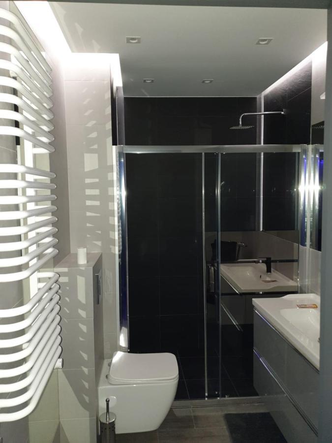 Apartament Skarbowa 1& Parking Лешно Экстерьер фото