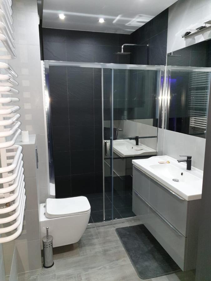 Apartament Skarbowa 1& Parking Лешно Экстерьер фото